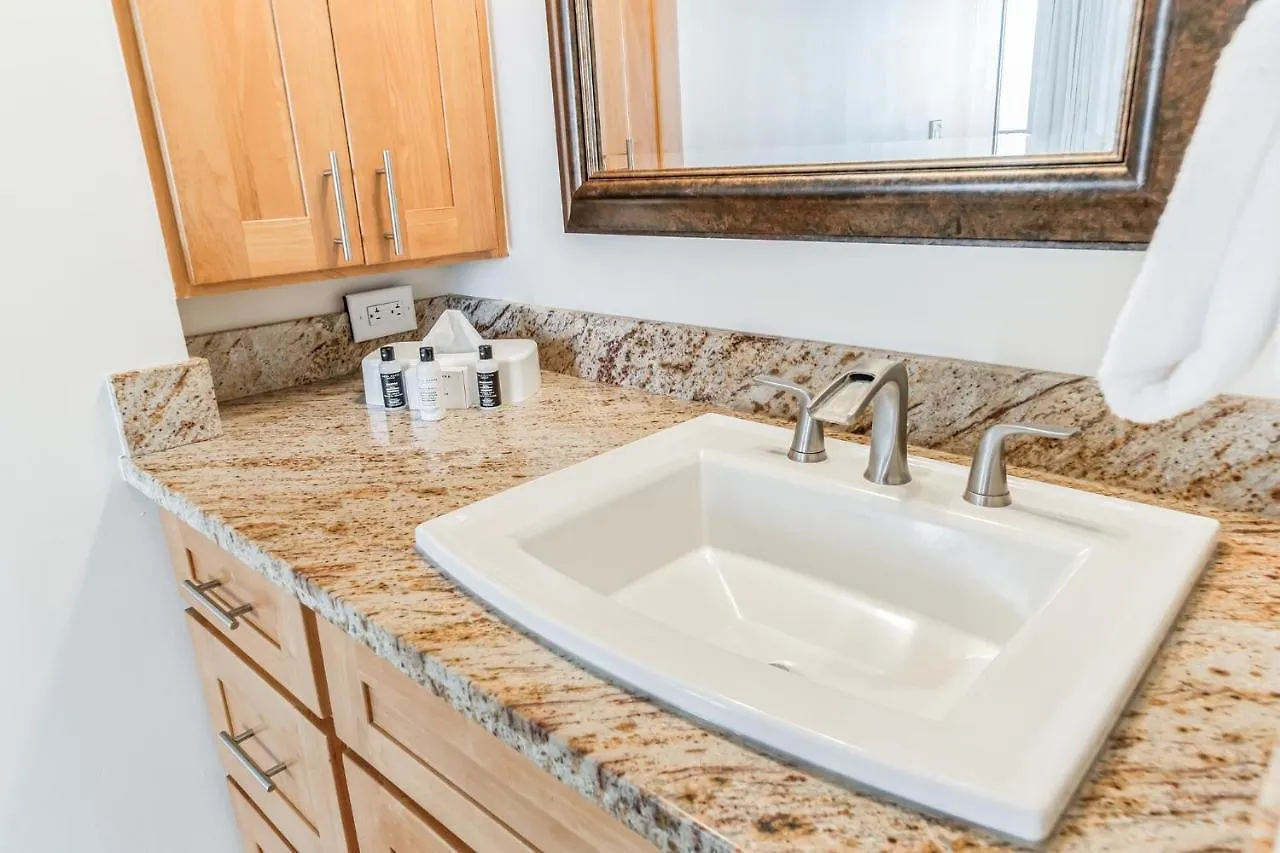 הונולולו Waikiki Banyan Condo With Panoramic 37Th Floor Ocean Views Condo ארצות הברית